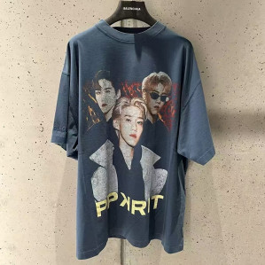 발렌시아가 피피 끄릿 오버사이즈 반팔 티셔츠