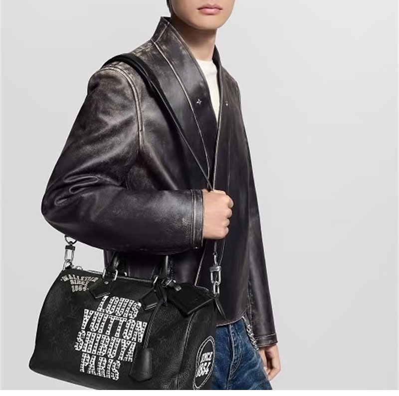 루이비통 x 니고 레더 가라테 기모노 자켓