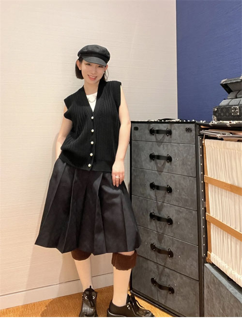 루이비통 v넥 메리노 울 케이블 베스트