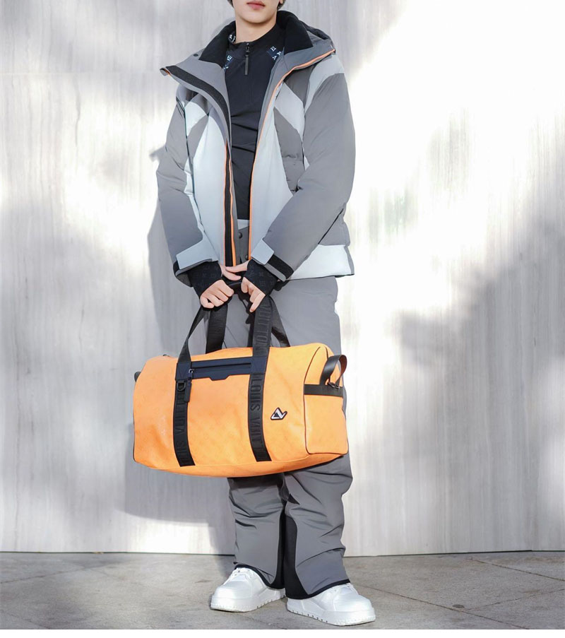 루이비통 테크니컬 다운 스키 자켓