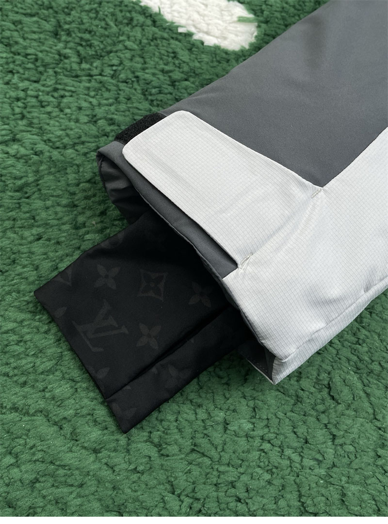 루이비통 테크니컬 다운 스키 자켓