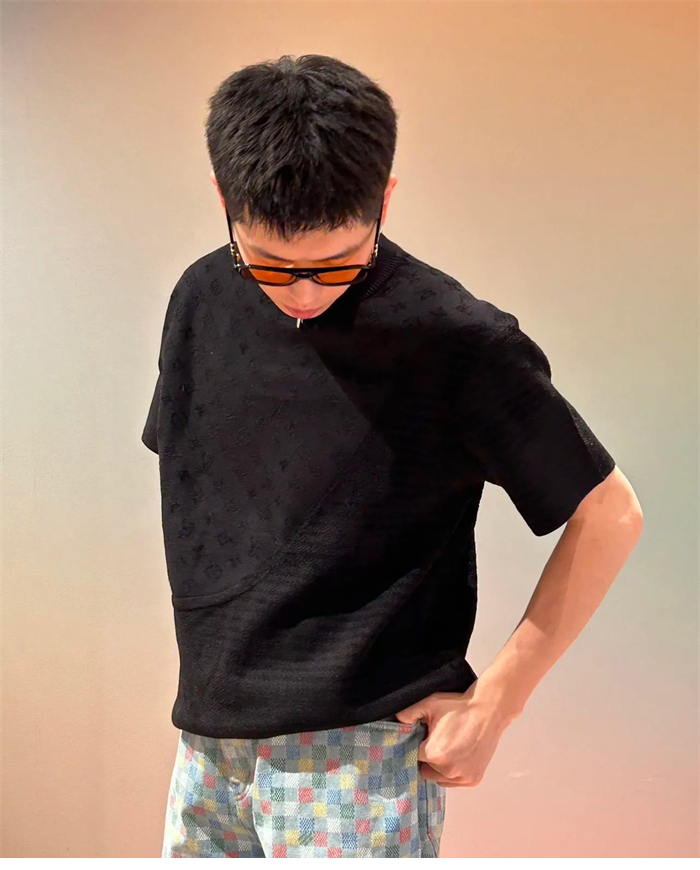 루이비통 모노그램 스트라이프 그래픽 자카드 크루넥 반팔 티셔츠