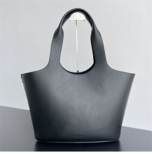 보테가 베네타 블랙 미디엄 크릭 토트백