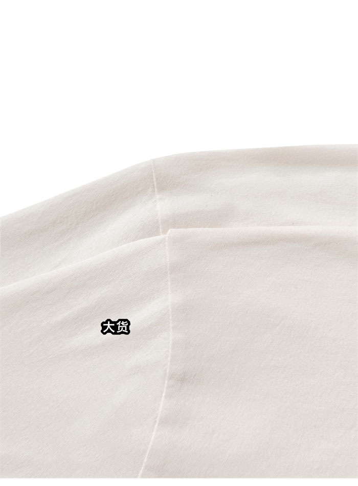 프라다 트라이앵글 반팔 티셔츠