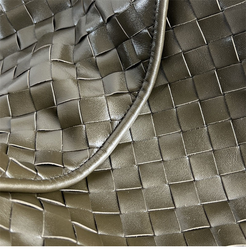 보테가 베네타 라지 홉 인트레치아토 숄더백