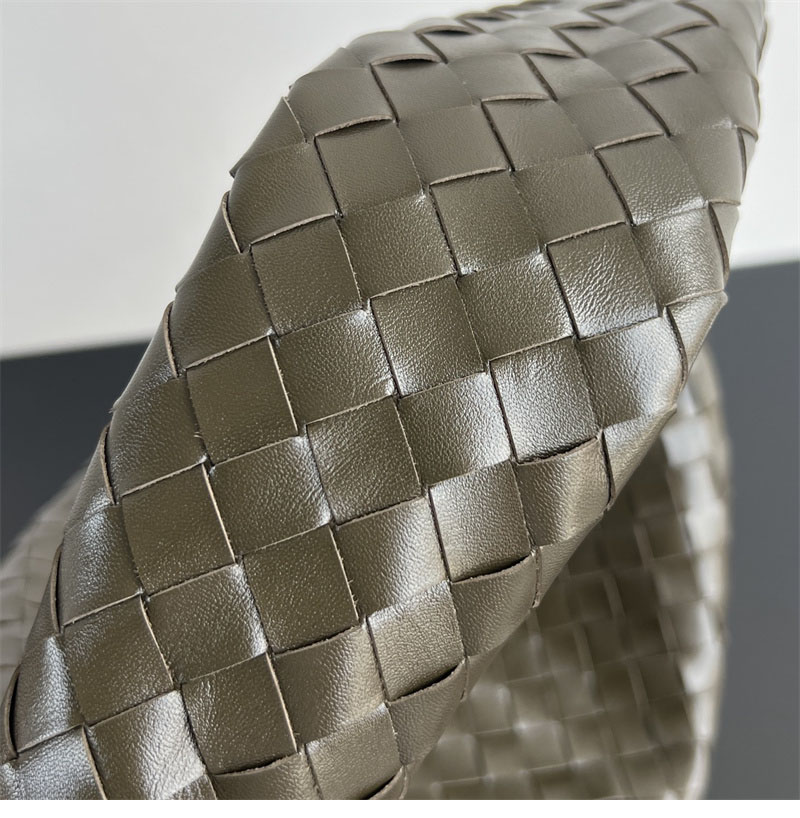 보테가 베네타 라지 홉 인트레치아토 숄더백