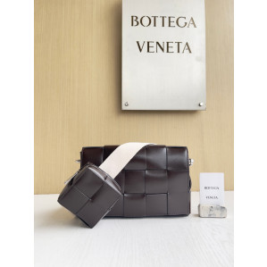 Bottega Veneta Cassette With Versatile Strap