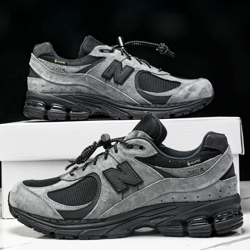 뉴발란스 2002R JJJ자운드 고어텍스 스니커즈