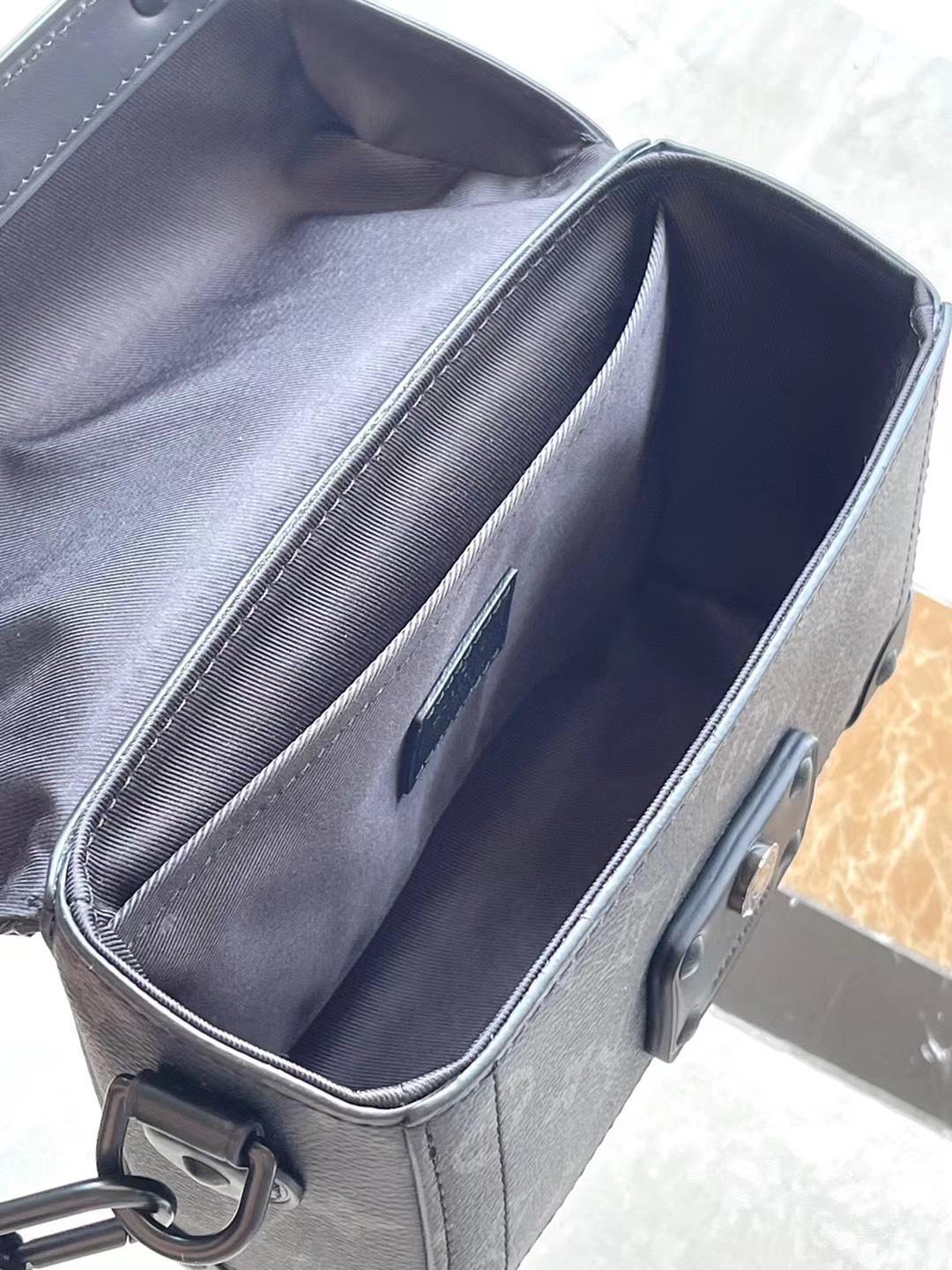 Louis Vuitton Soul Trunk Monogram Eclipse