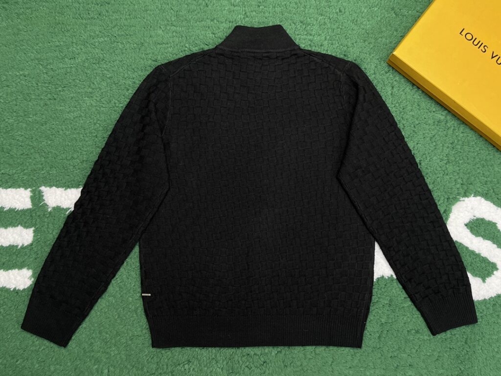 루이비통 다미에 시그니처 프론트 집업 가디건 “2COLOR”