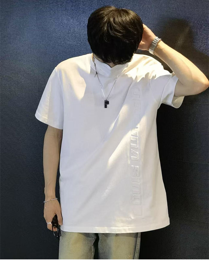 루이비통 엠보스 LV 티셔츠