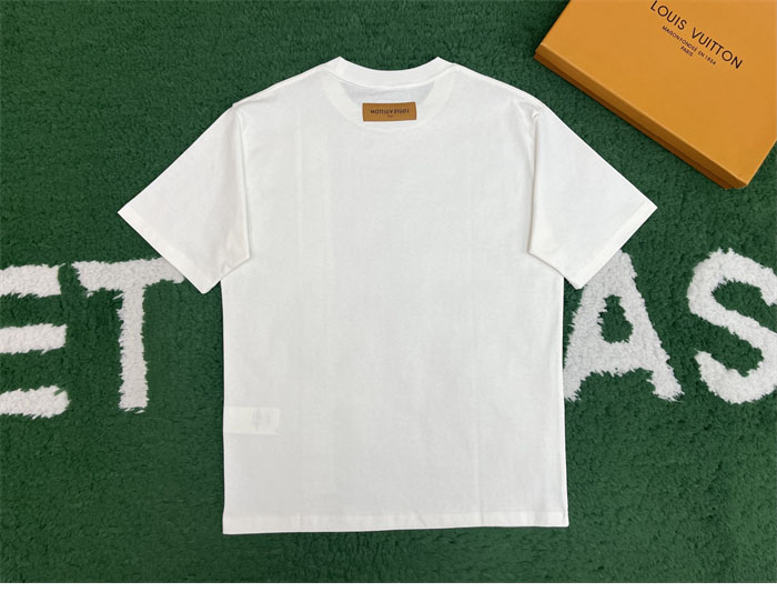 루이비통 엠보스 LV 티셔츠