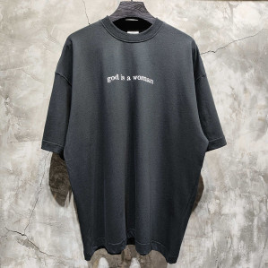 베트멍 God Is A Woman 크롭 박시 티셔츠