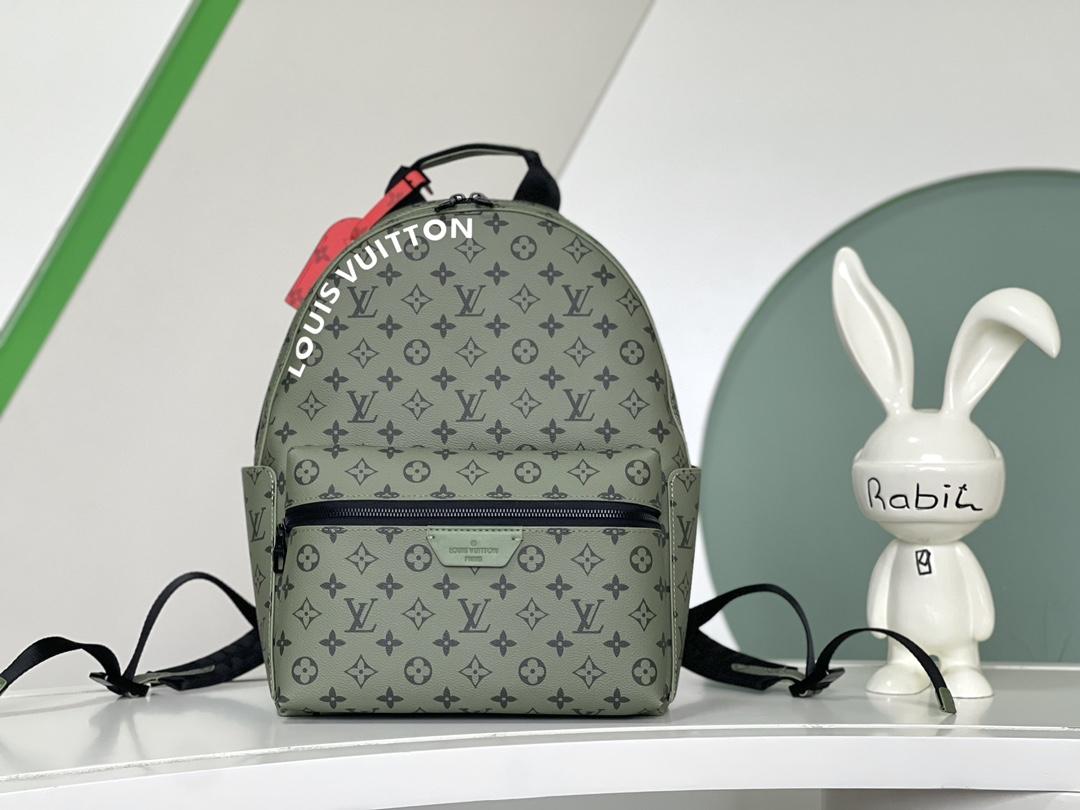 Louis Vuitton Discovery BackPack