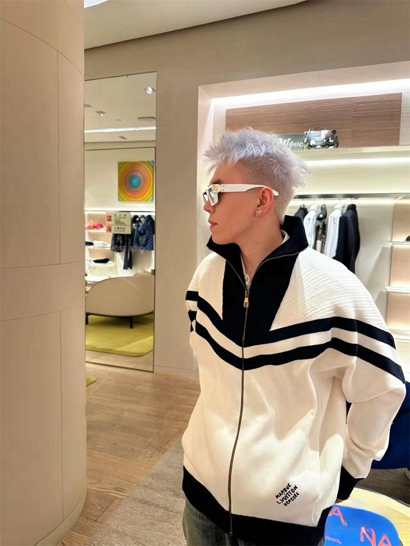 루이비통 MLVD 니티드 코튼 세일러 블루종 화이트