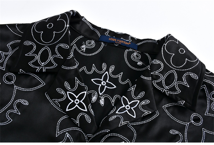 루이비통 LV 아라베스크 모노그램 프린트 슬리브드 실크 셔츠