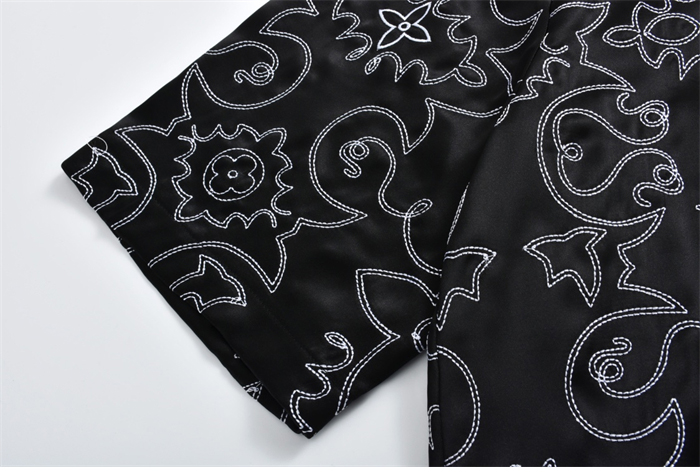 루이비통 LV 아라베스크 모노그램 프린트 슬리브드 실크 셔츠