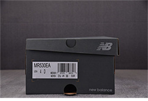 뉴발란스 530 스니커즈 흰파