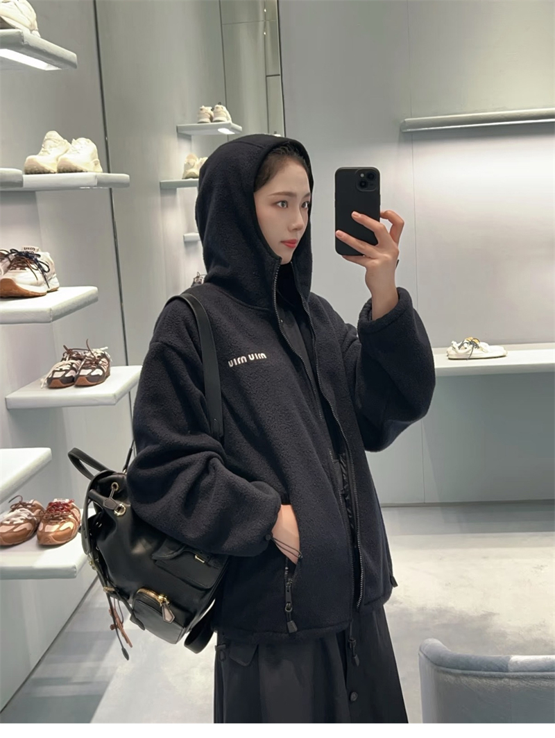미우미우 코튼 플리스 지퍼 후드