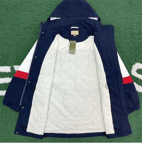 구찌 매트 GG 캔버스 패브릭 코트