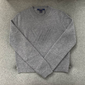 루이비통 엠브로이더드 시그니처 캐시미어 풀오버 니트
