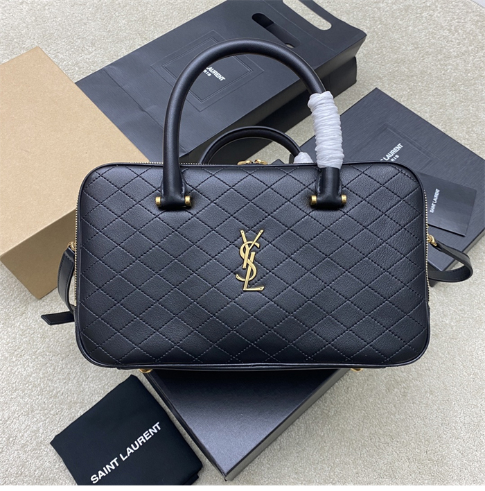 생로랑 리아 르 카산드라 퀼팅 더플백