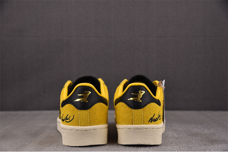 아디다스 x 브루스 리 오리지널 자바 로우 Game Of Death 옐로우