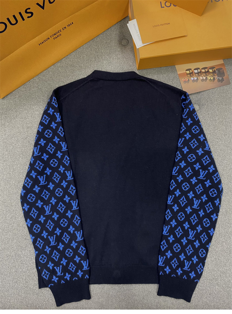 루이비통 모노그램 믹스 캐시미어 V넥 가디건