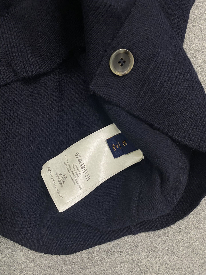 루이비통 모노그램 믹스 캐시미어 V넥 가디건