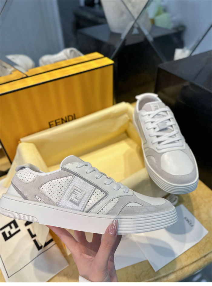 펜디 스텝 레더 스니커즈