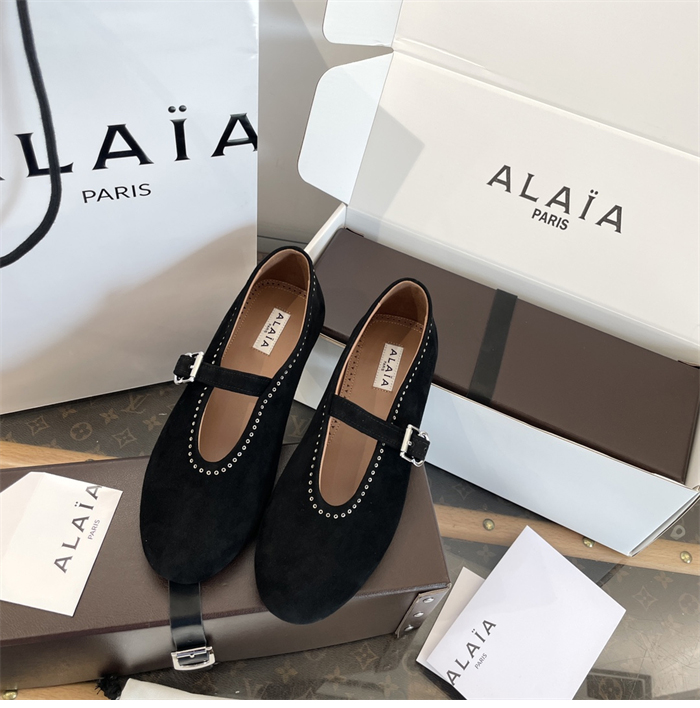 알라이아 발레리나 플랫 슈즈