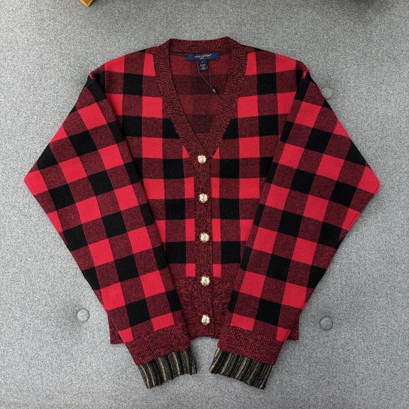 루이비통 그래픽 체크 니트 가디건