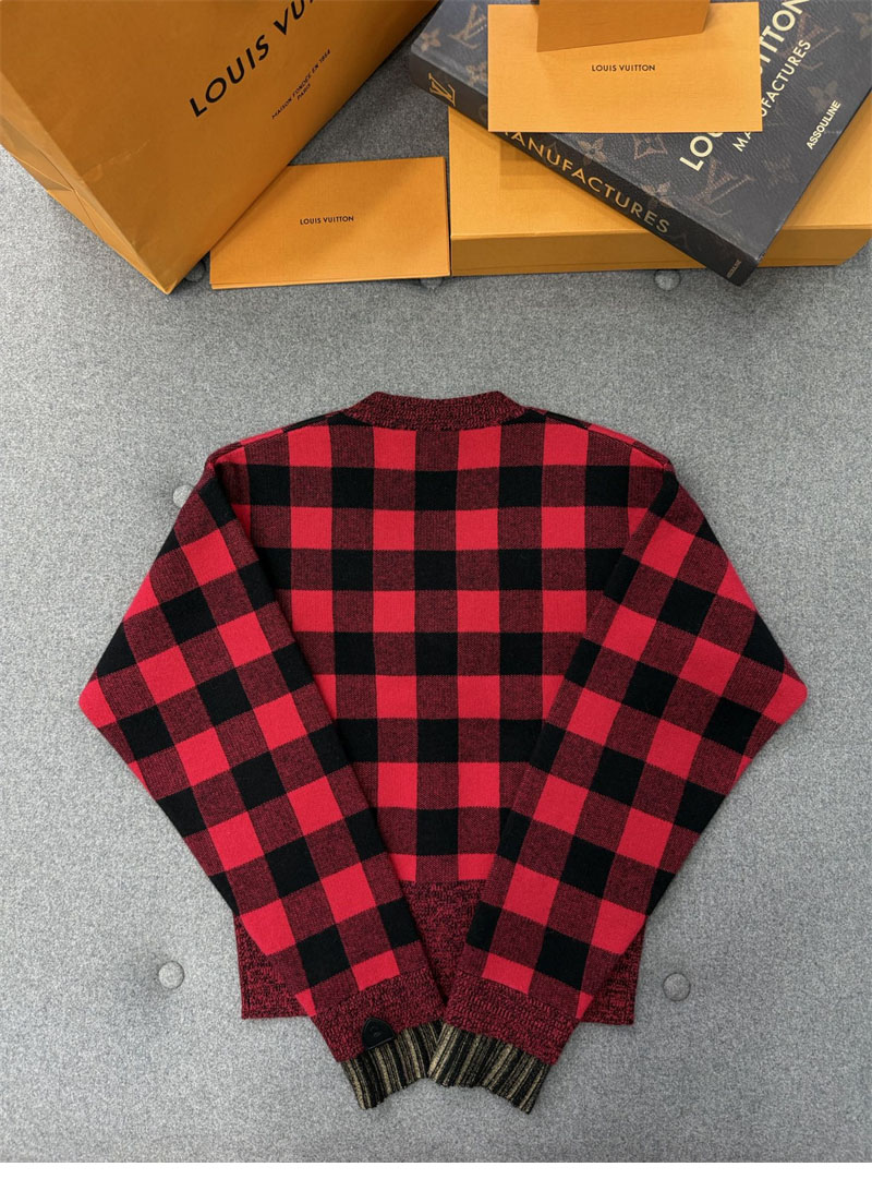 루이비통 그래픽 체크 니트 가디건