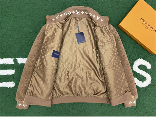 루이비통 로고 패치 후리스 블루종 2컬러