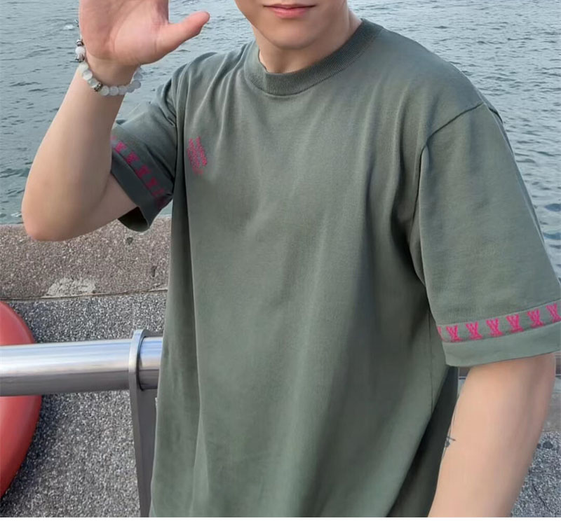 루이비통 MLVD 레터링 시그니처 반팔 크루넥 티셔츠