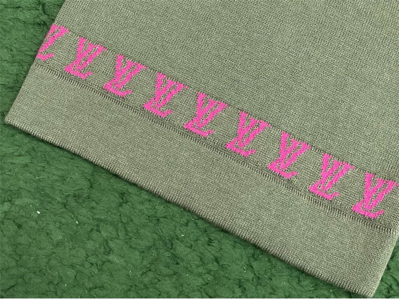 루이비통 MLVD 레터링 시그니처 반팔 크루넥 티셔츠