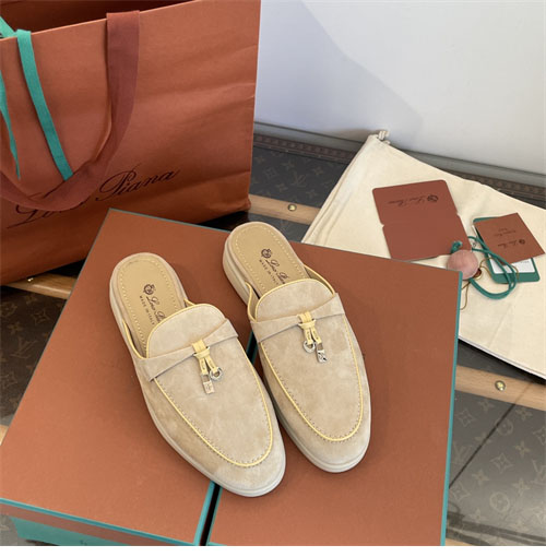 로로피아나 바부슈 참 워크 로퍼 뮬