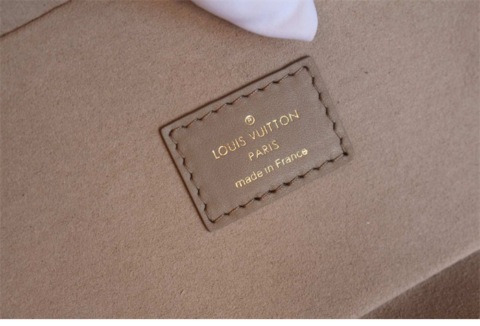 루이비통 베니티 PM 앙프렝뜨 모노그램 M45608