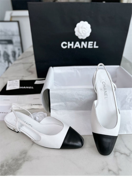 샤넬 24k cc로고 램스킨 슬링백