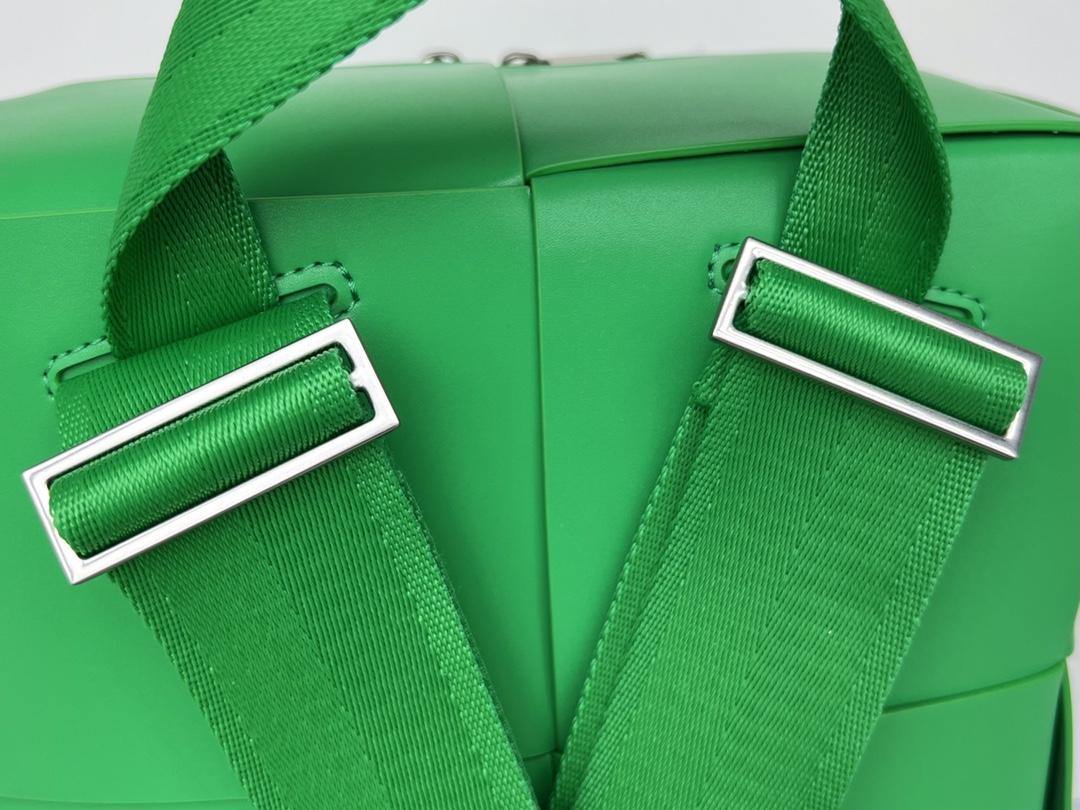 보테가 베네타 Arco BackPack