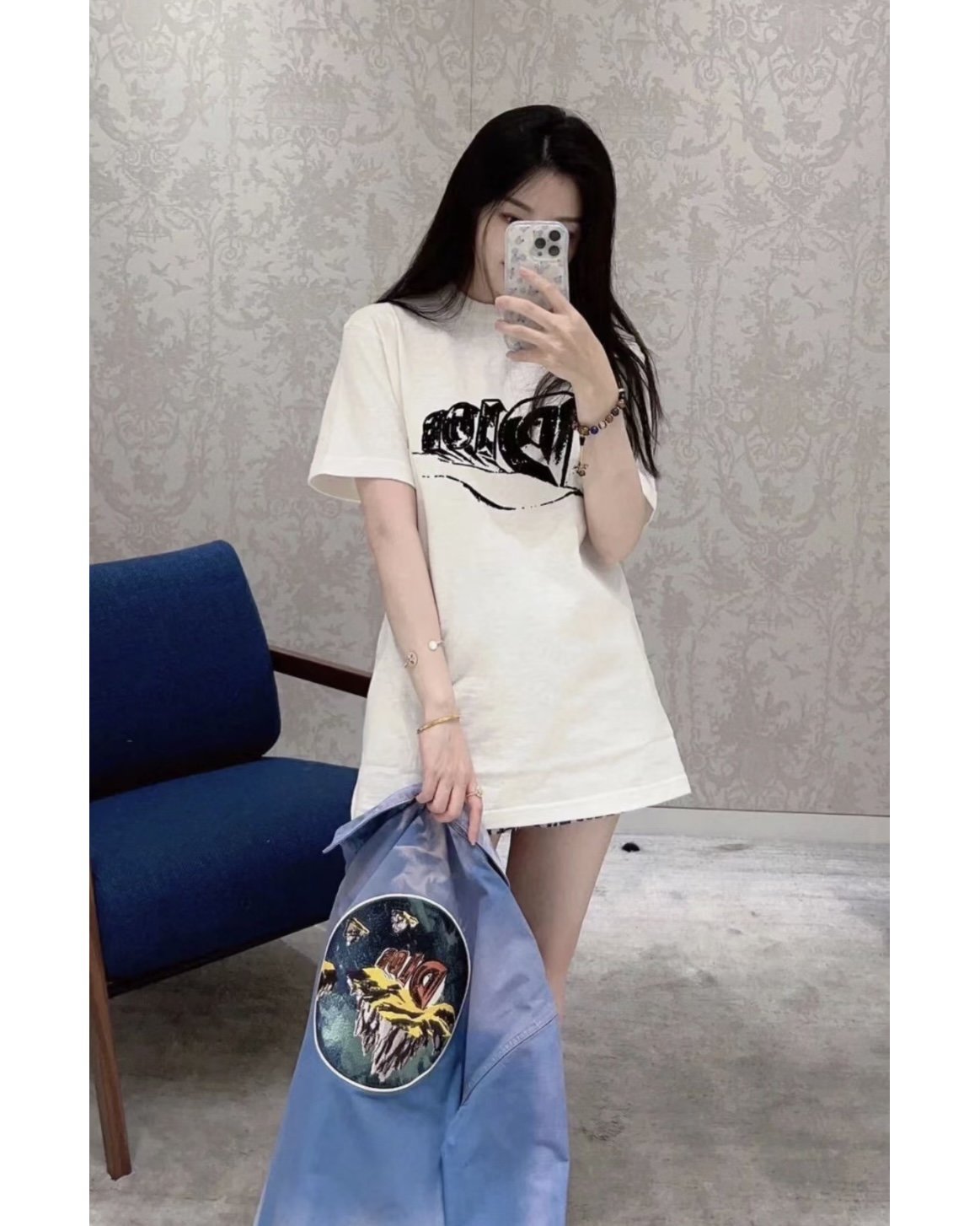 디올 23FW 화이트 플록 아스트로 반팔 티셔츠 화이트