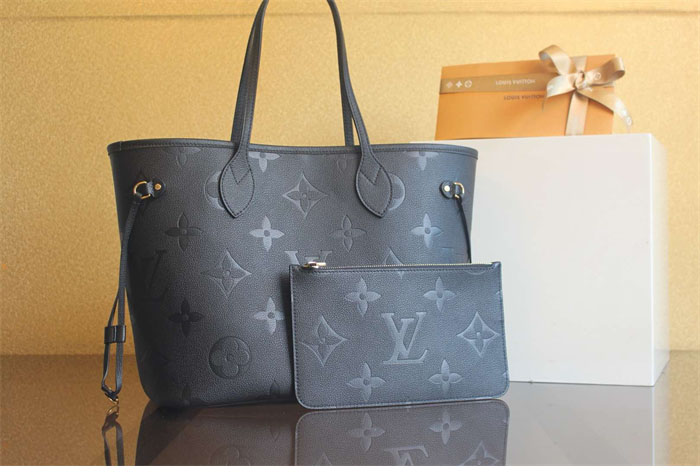 루이비통 네버풀 MM 토트백 앙프렝트 모노그램 M45685