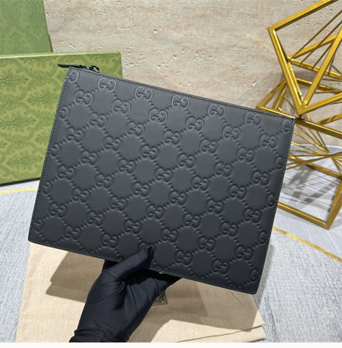 구찌 블랙 GG 러버 효과 레더 파우치 클러치백 771319