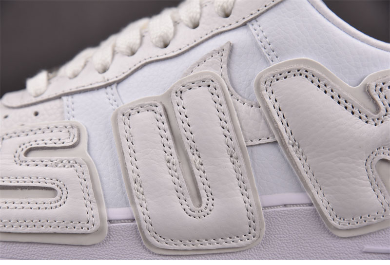 나이키 x CPFM 에어포스 1 로우 프리미엄 화이트 DD7050-100