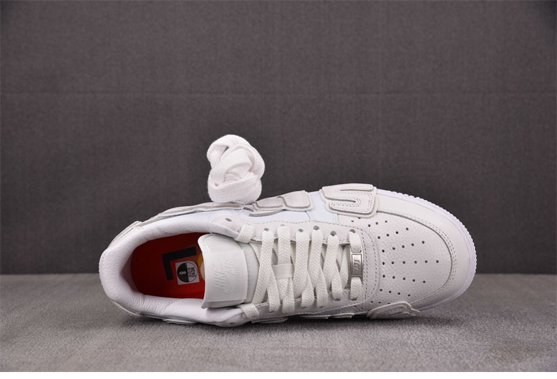나이키 x CPFM 에어포스 1 로우 프리미엄 화이트 DD7050-100