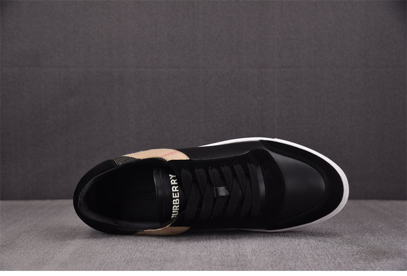 버버리 하우스 체크 스니커즈 블랙