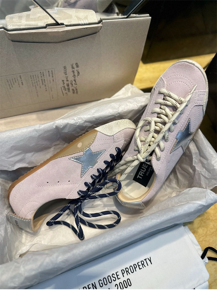 골든구스 트루스타 로우탑 스니커즈