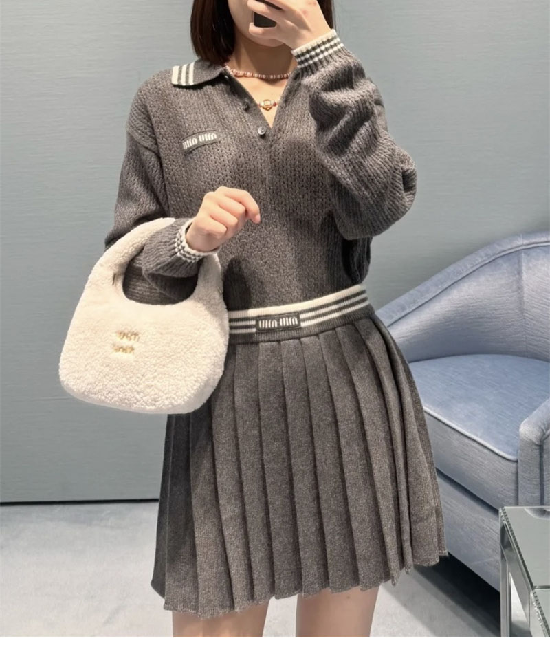 미우미우 울 캐시미어 플리츠 미니 스커트