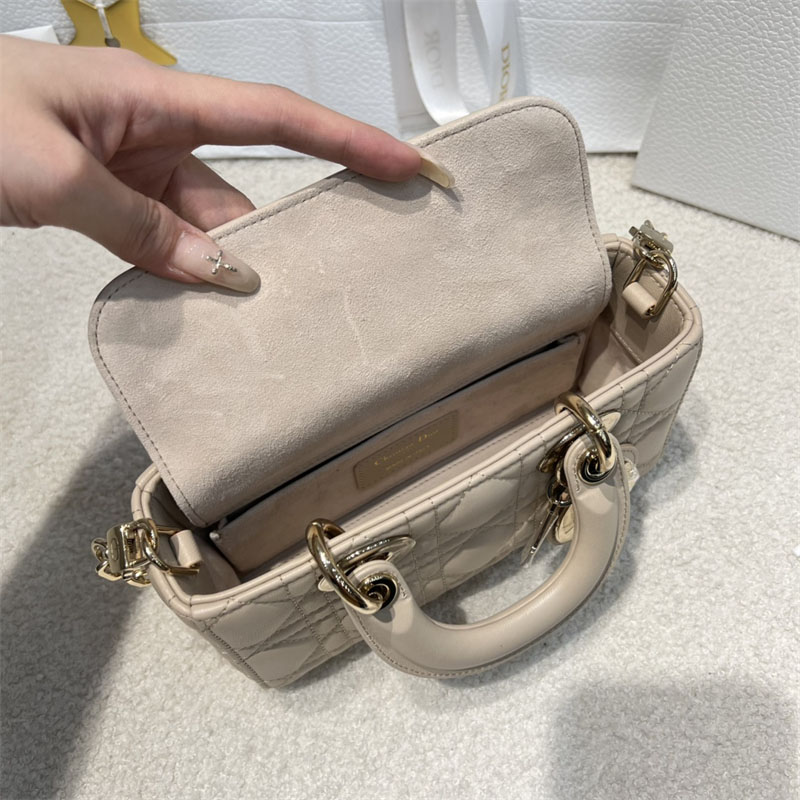 디올 레이디 D-조이 미니 백 베이지 까나쥬