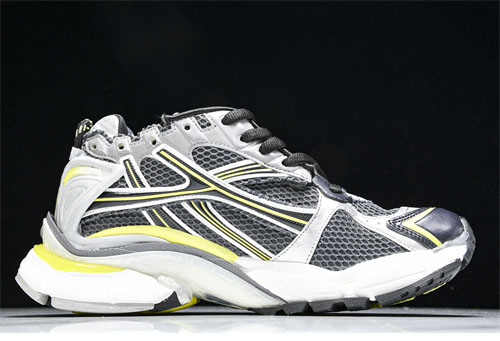 발렌시아가 러너 스니커즈